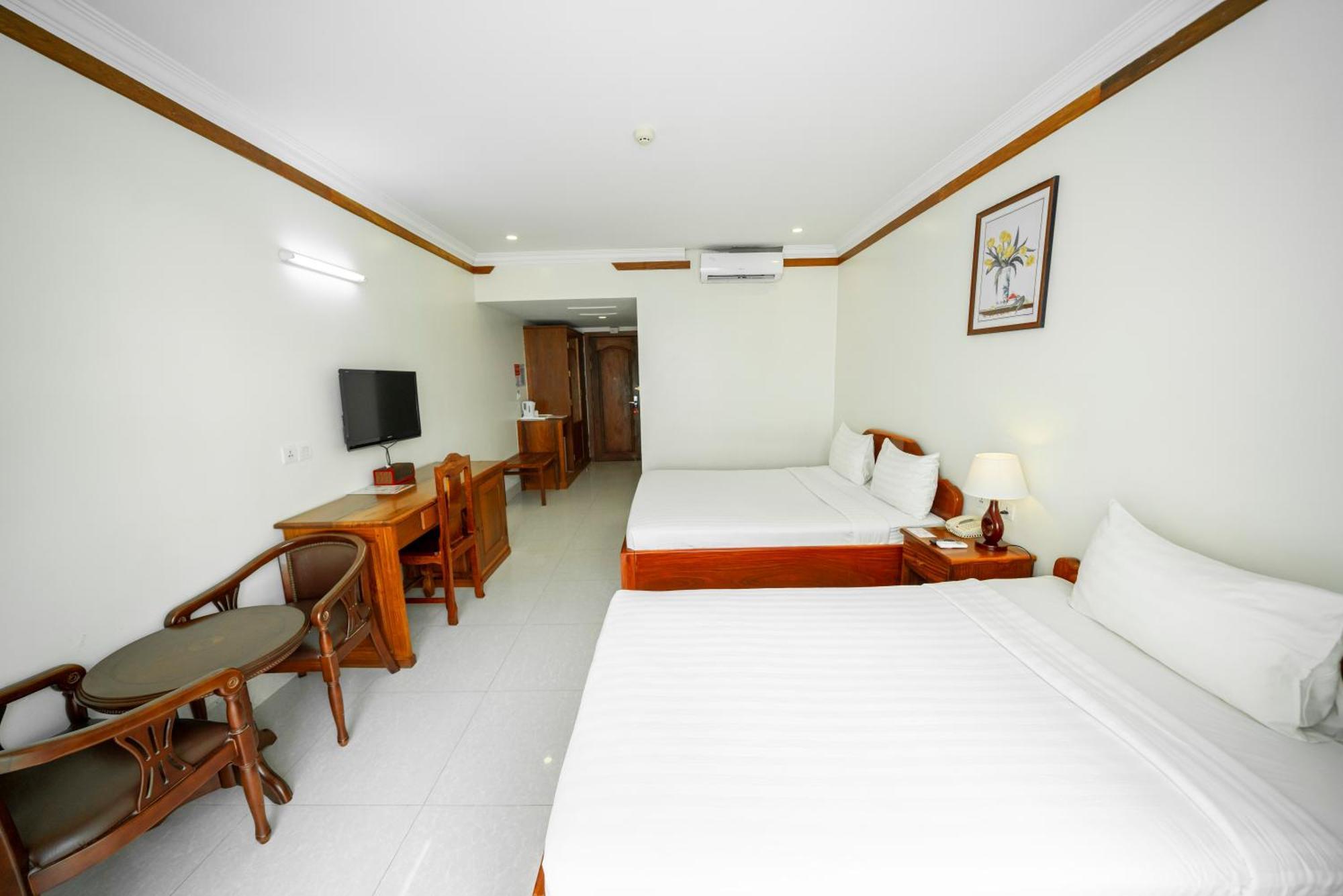 Pursat Riverside Hotel & Spa Bagian luar foto