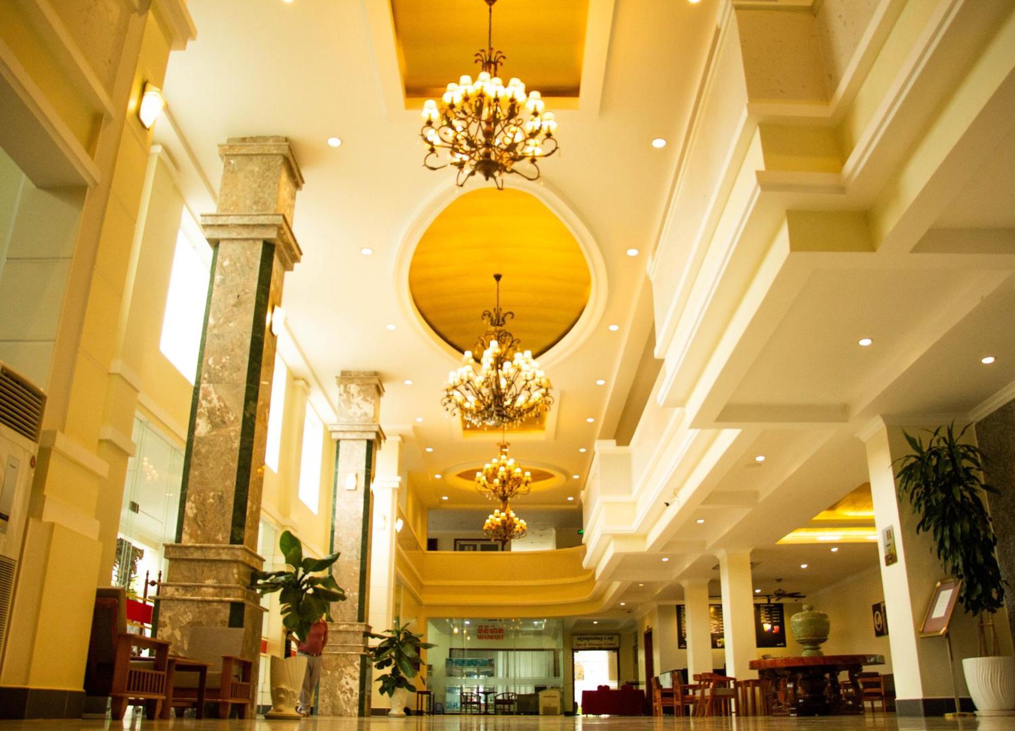 Pursat Riverside Hotel & Spa Bagian luar foto